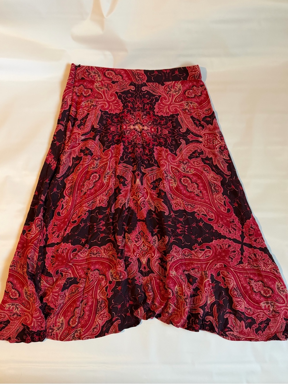 Free People “At the Shore” Plum Paisley Midi Skirt Size 8 - Picture 3 of 5